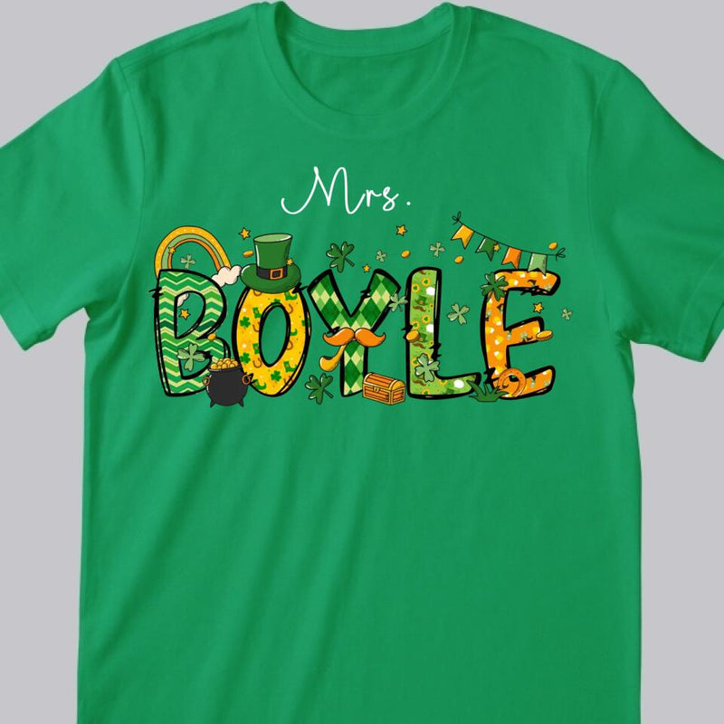 St Patricks Day Teacher Shirt, Personalized Name Teacher Shirt, Teacher Gift, Irish Teacher T-Shirt, Cute St Patricks Day Shirt for Teacher